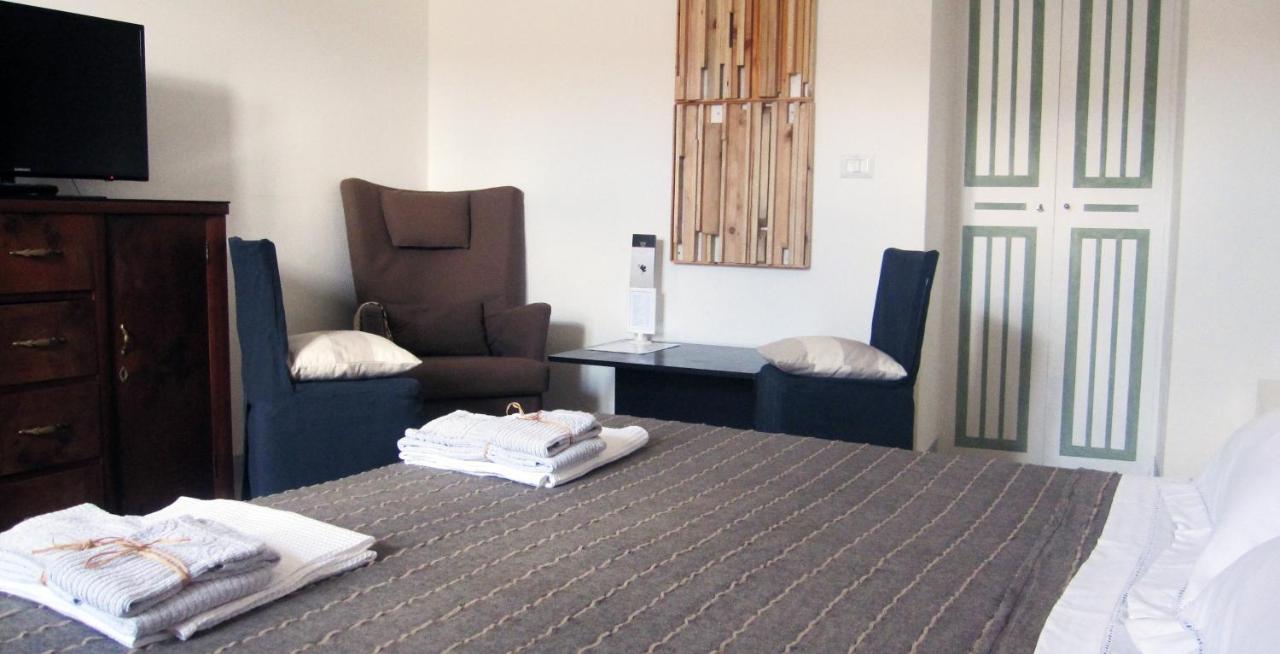 Brancadoria B&B Monteleone Rocca Doria エクステリア 写真